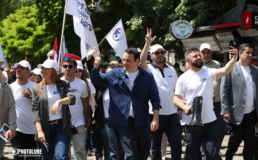 Election campaign of the “Strong Armenia” alliance in the streets of Yerevan. Yerevan, Armenia